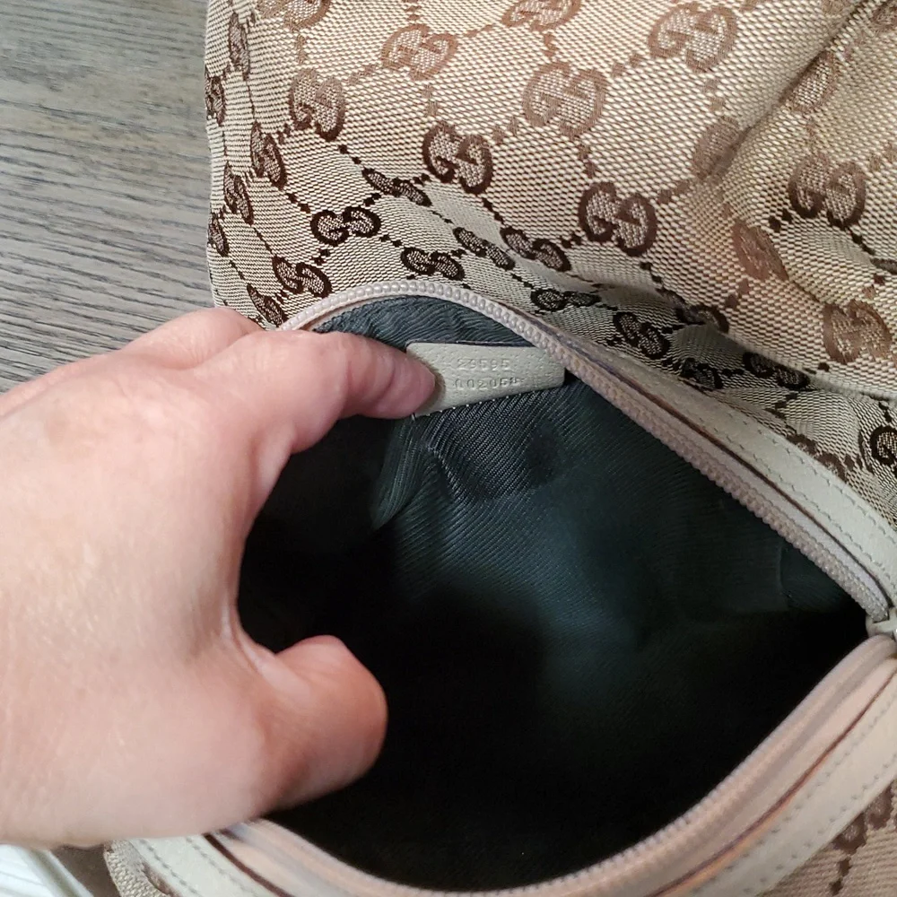 Gucci Brown and Beige Monogram Handbag Set - Picture 5 of 13